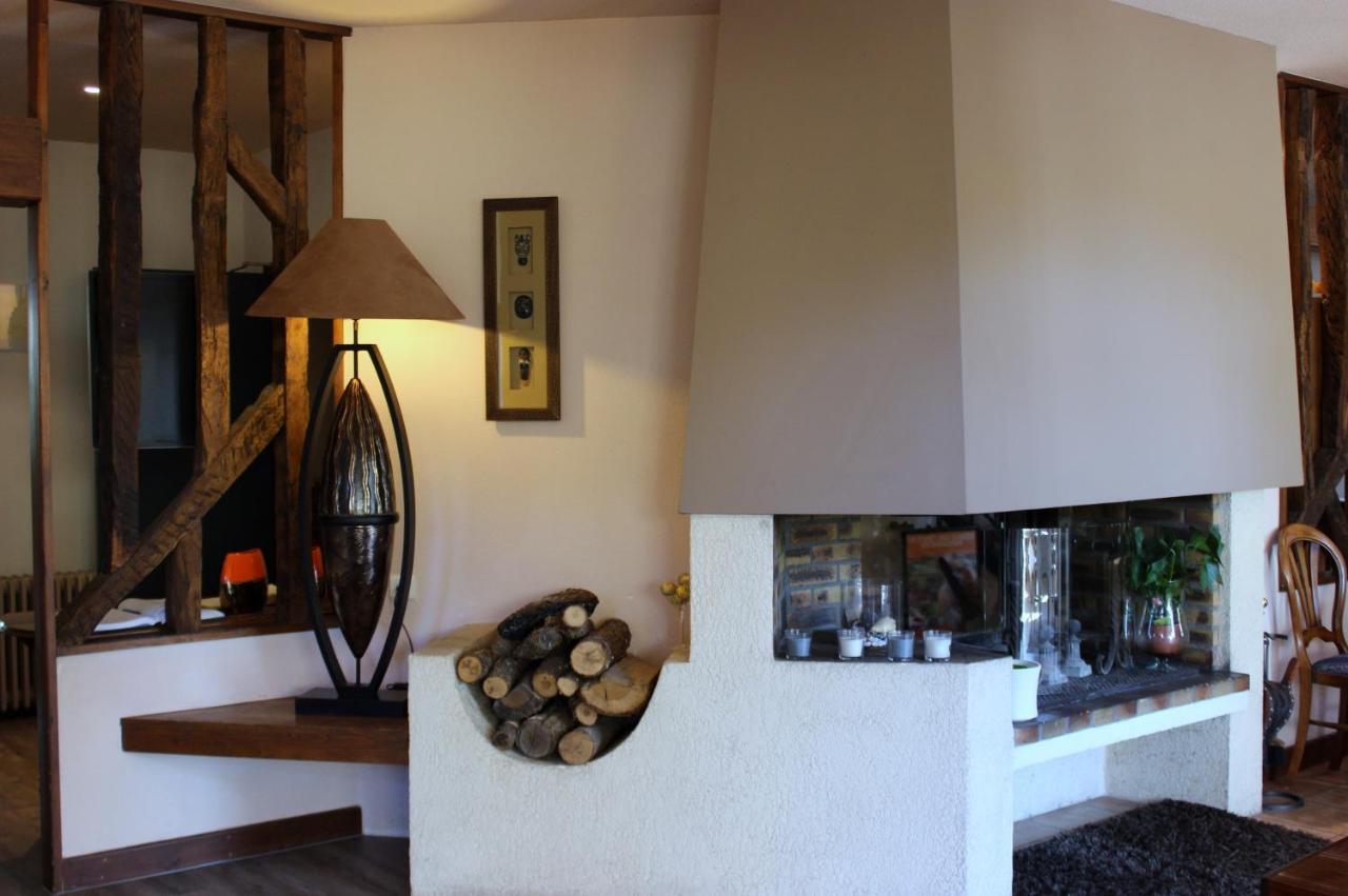 Bergerie Du Chateau - Lacapelle Marival ภายนอก รูปภาพ