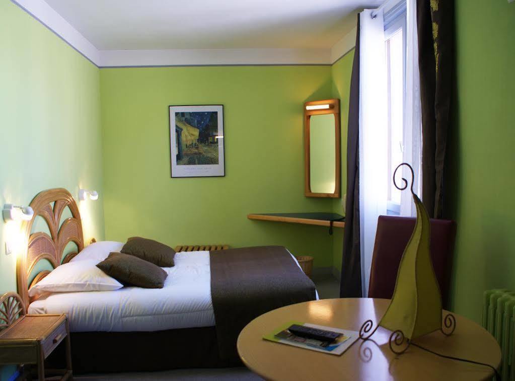 Bergerie Du Chateau - Lacapelle Marival ภายนอก รูปภาพ